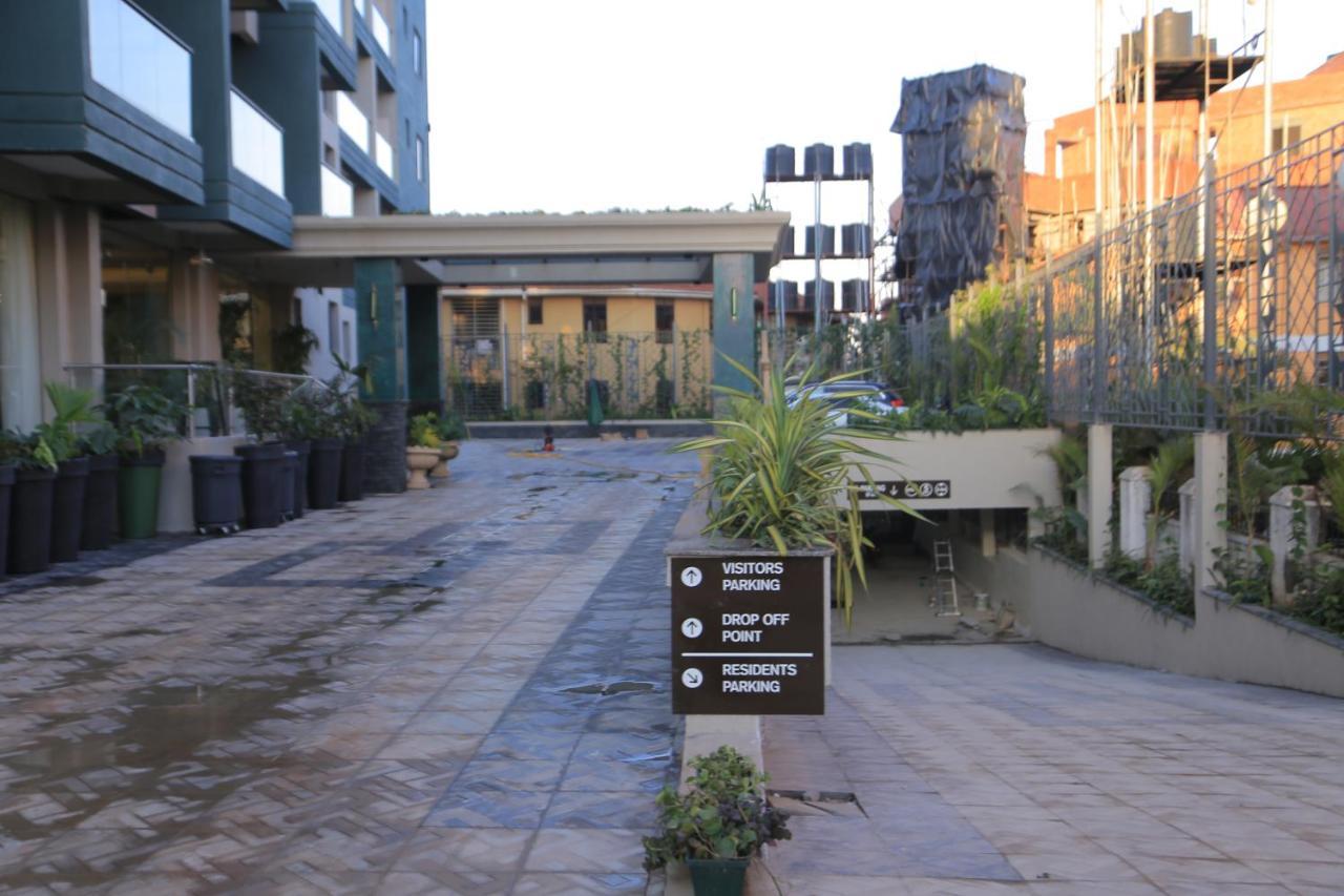 Zara Garden Hotel And Apartments Kampala Esterno foto